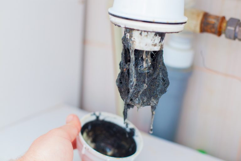 Do Clogged Pipes Cause Water Leakage? Rytech